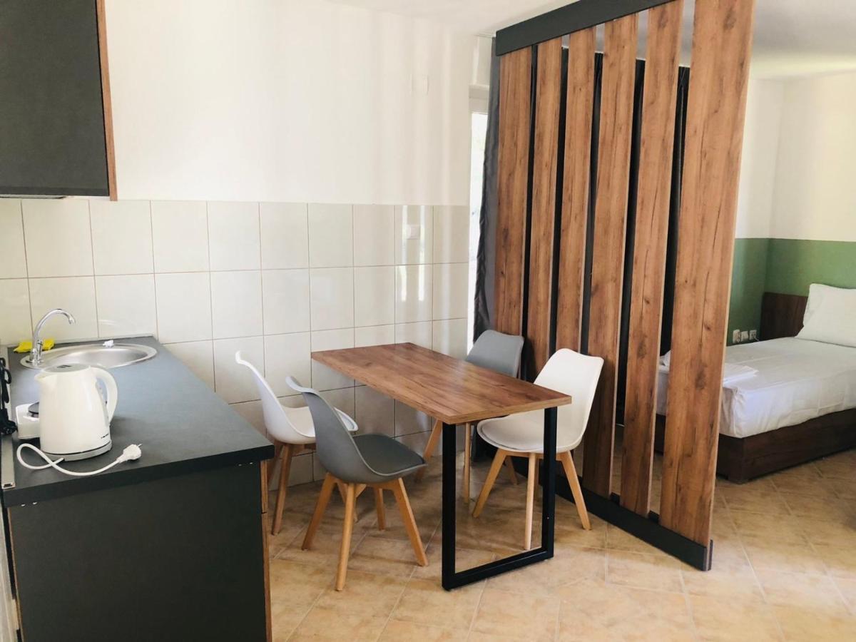 Fuk-Tak'S Bungalow Dojran Buitenkant foto